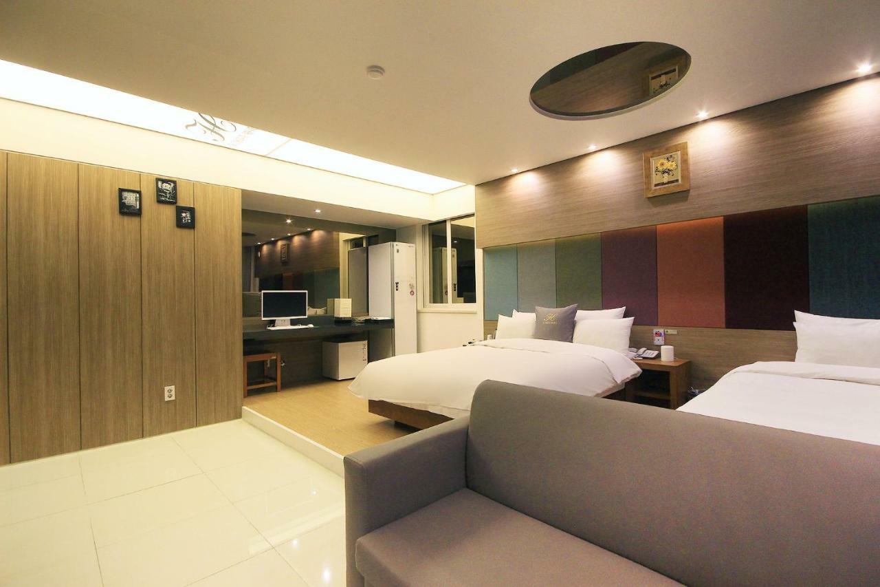 H Drive Hotel Iksan Ngoại thất bức ảnh