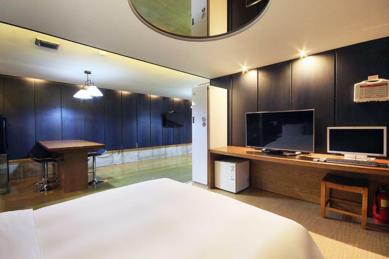 H Drive Hotel Iksan Ngoại thất bức ảnh